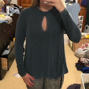 American Eagle Soft Sexy Long Sleeve Keyhole Neck